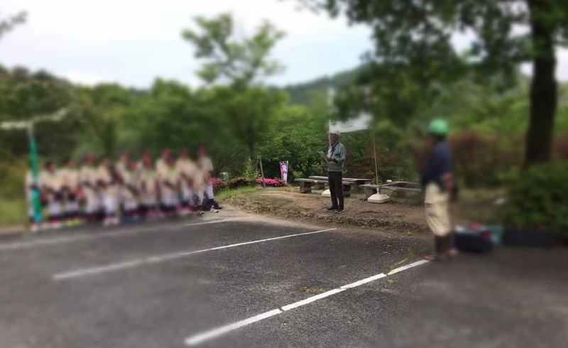 恒例の少年野球チームの元気な開会宣言