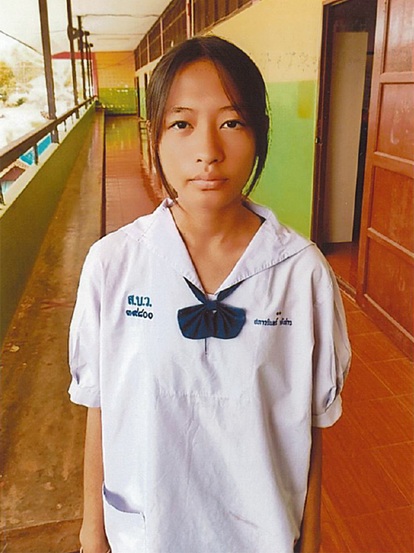 皆さまからのご支援により2025年度に3年生（最終学年）に進級したタイの生徒