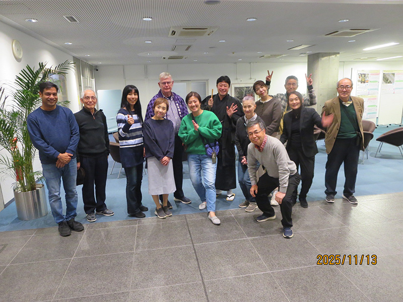 皆さんで記念撮影